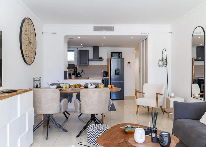 My Casa - Palais Med 702 D - 2 Bedroom Down Town With Terasse Ac Апартаменты *