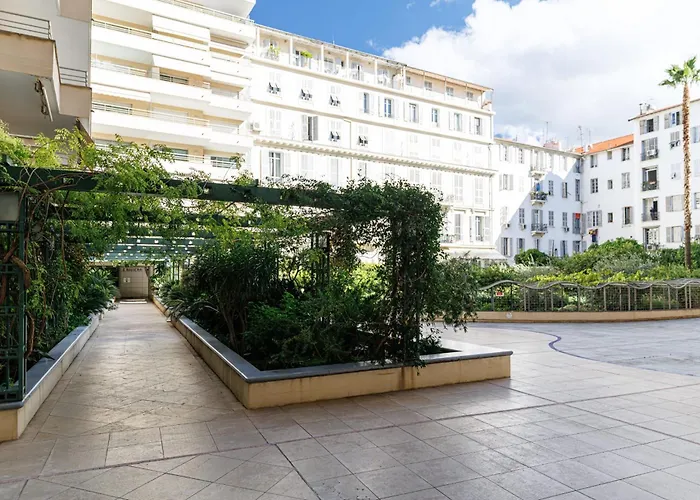 Апартаменты My Casa - Palais Med 702 D - 2 Bedroom Down Town With Terasse Ac *