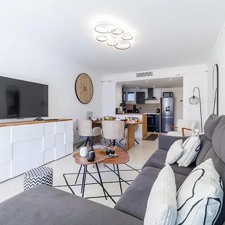 Palais Med 702 D - 2 Bedroom Down Town With Terass Ac *